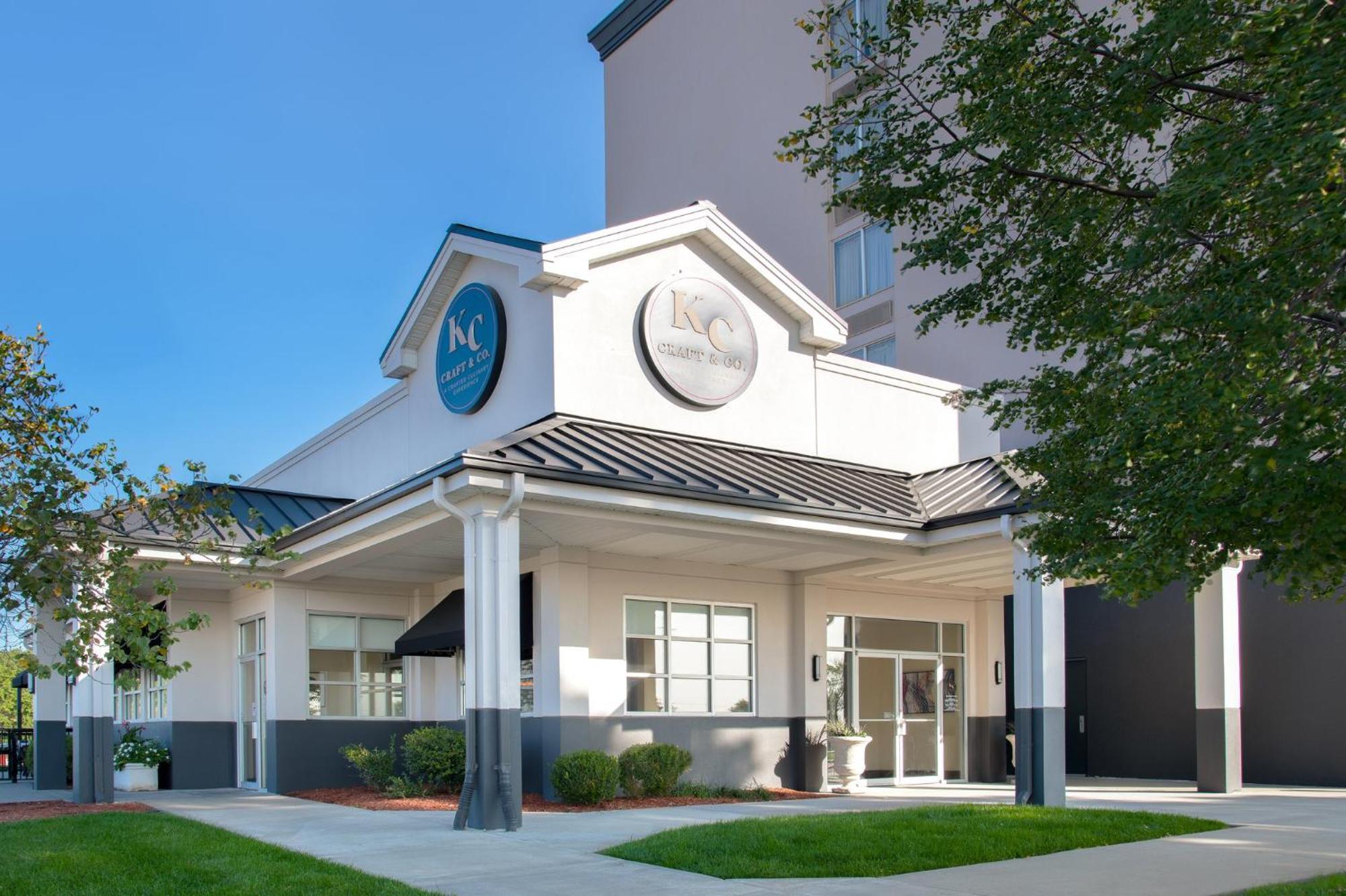Holiday Inn Hotel & Suites Overland Park-West By Ihg Eksteriør bilde